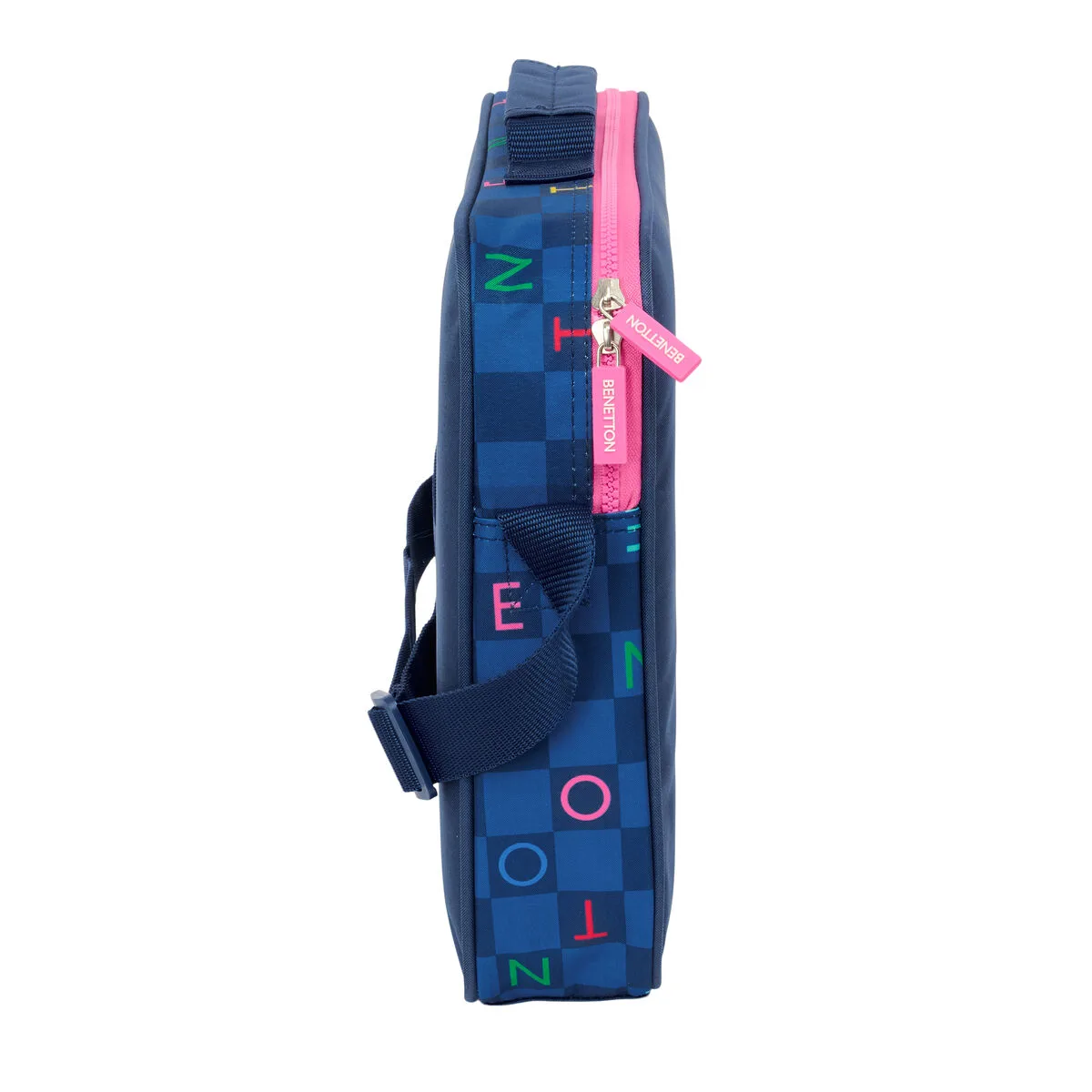Cartable benetton damero blue marine 38 x 28 x 6 cm s431206497. Nous sommes les storytellers du produit ordinaire devenu extraordinaire. Bienvenue dans le récit Diaytar.