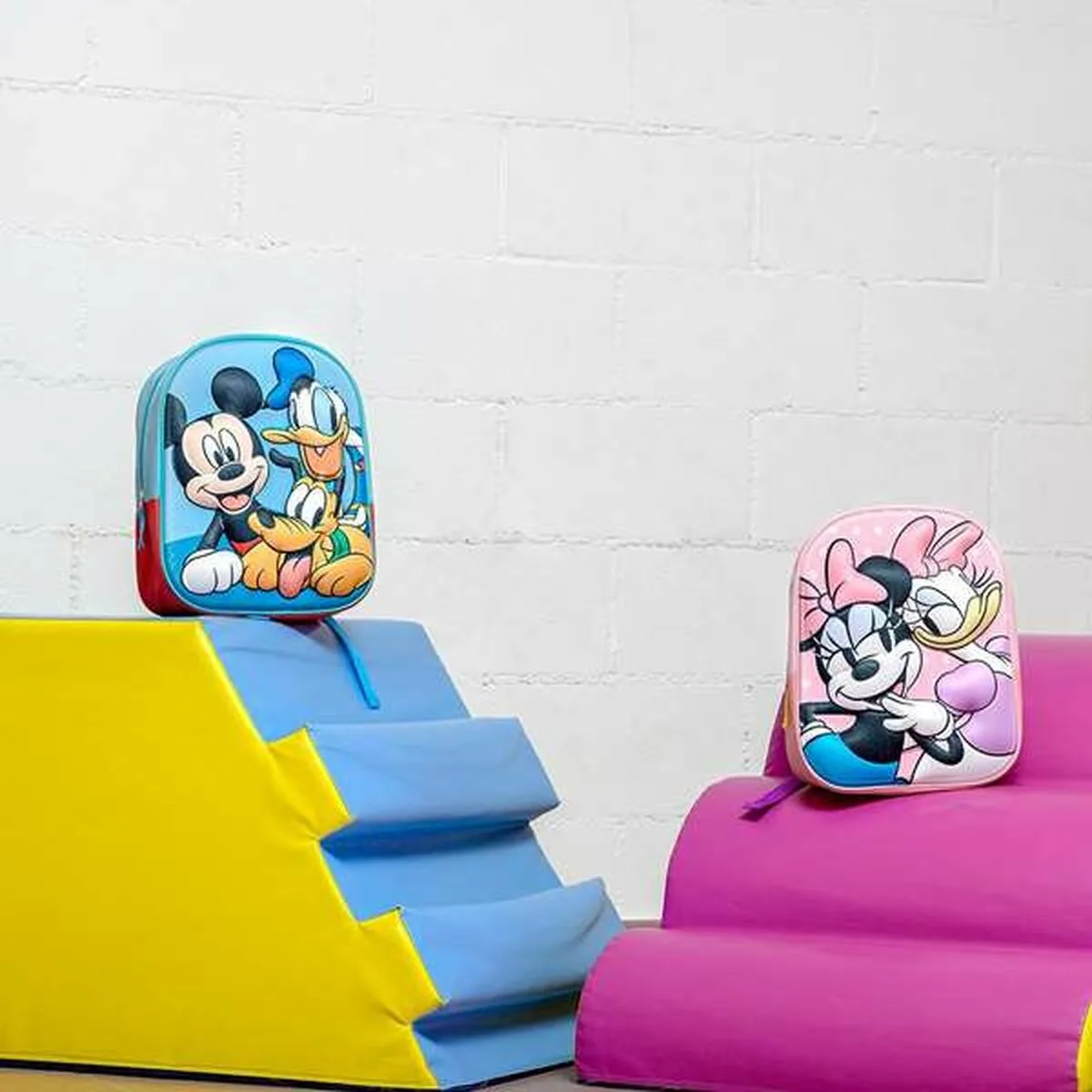 Cartable minnie mouse s244240811. Diaytar, c'est le point de rencontre entre les passionnés de belles technologies et les amateurs de décoration tendance