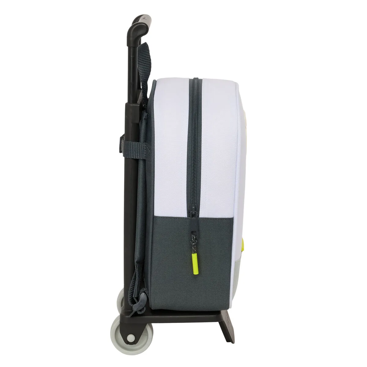 Cartable real madrid c f blanc 22 x 27 x 10 cm s431297816. Diaytar incarne le nouveau visage du e-commerce : agile, éclectique et profondément ancré dans les tendances du moment