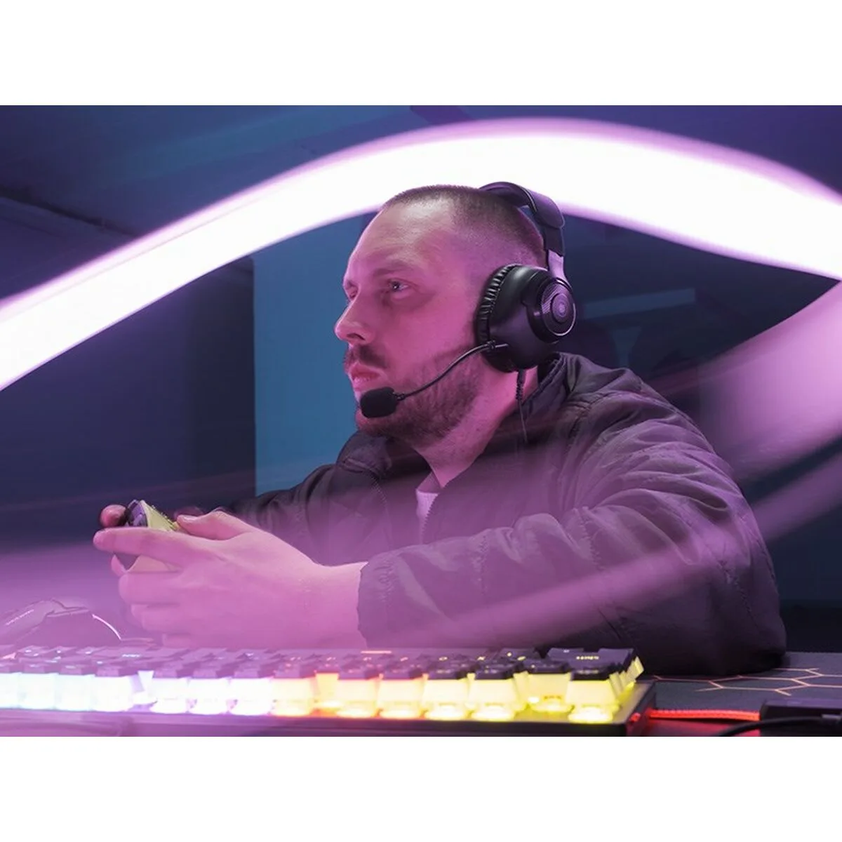 Casque tracer traslu47594 s9112003424. Diaytar, le curateur de votre style de vie moderne, à travers une offre généraliste constamment renouvelée et actualisée