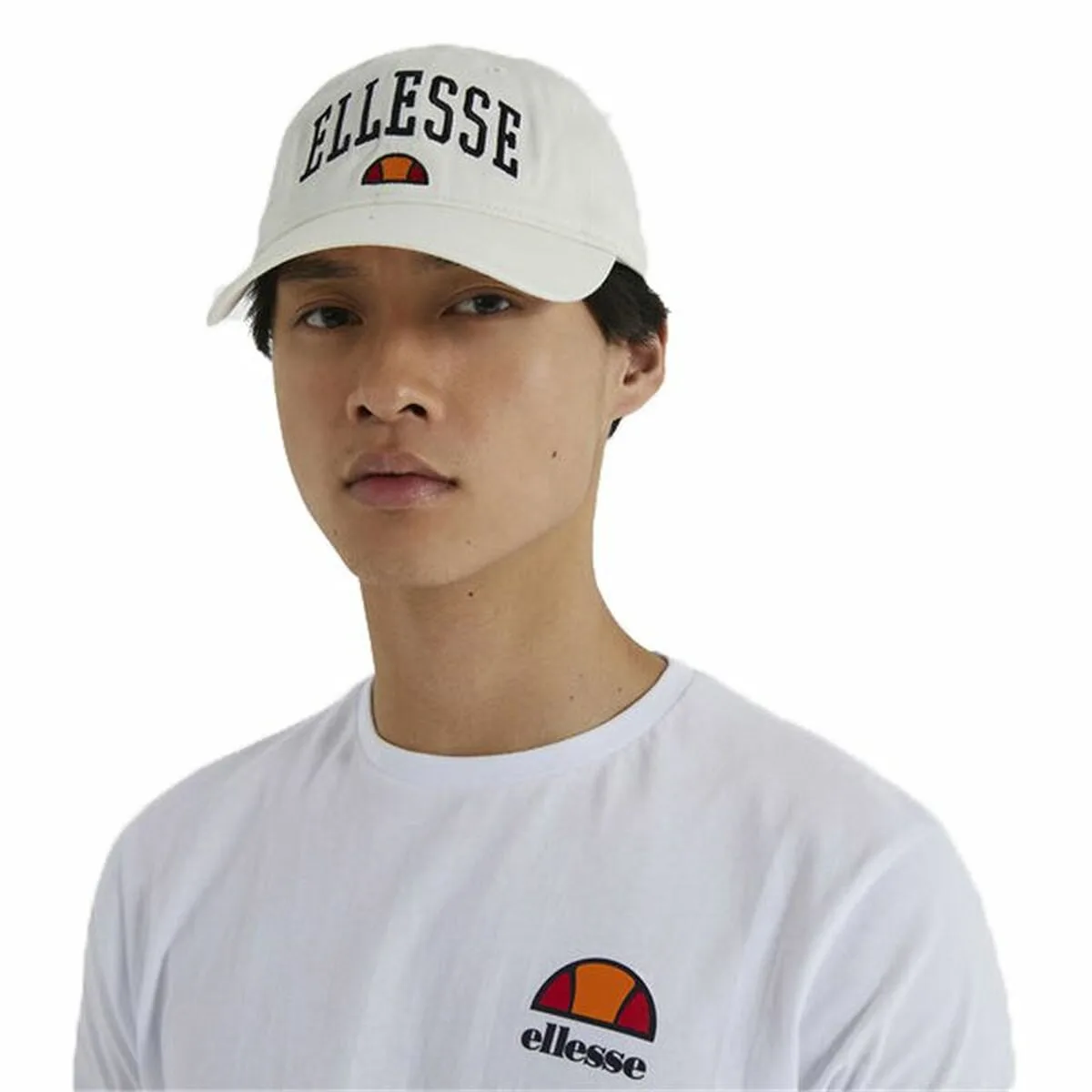 Casquette de sport ellesse berkeley blanc taille unique s649001611. Chez Diaytar, la tendance n'est pas qu'une question d'apparence, c'est une question de fonctionnalité et d'innovation