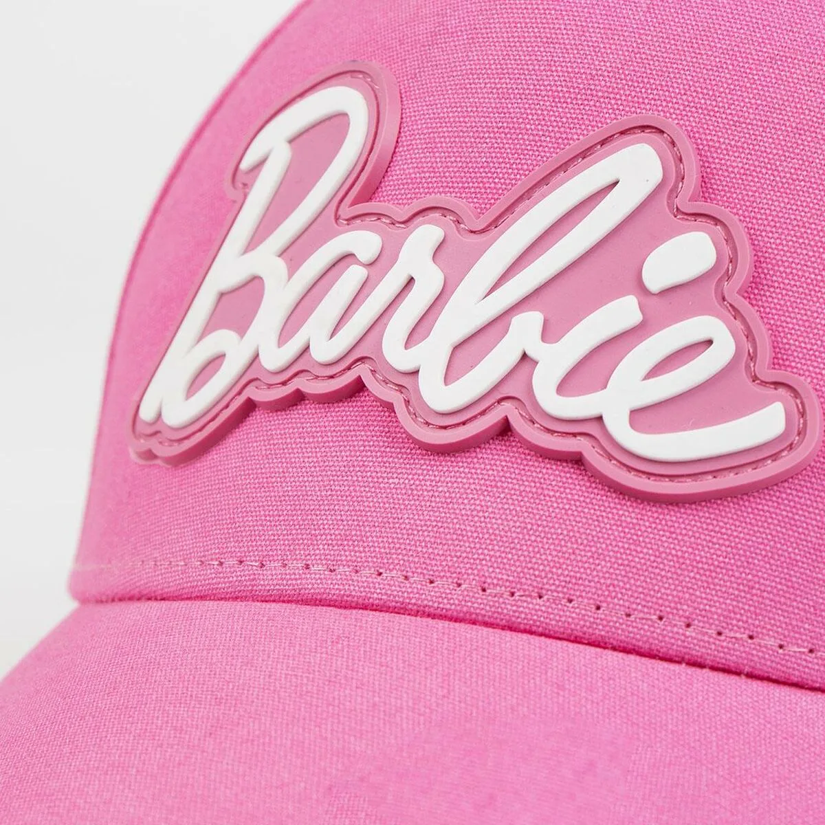 Casquette femme barbie s074005950. Diaytar, c'est la promesse tenue d'un e-commerce où l'émerveillement devant un produit simple est encore possible.