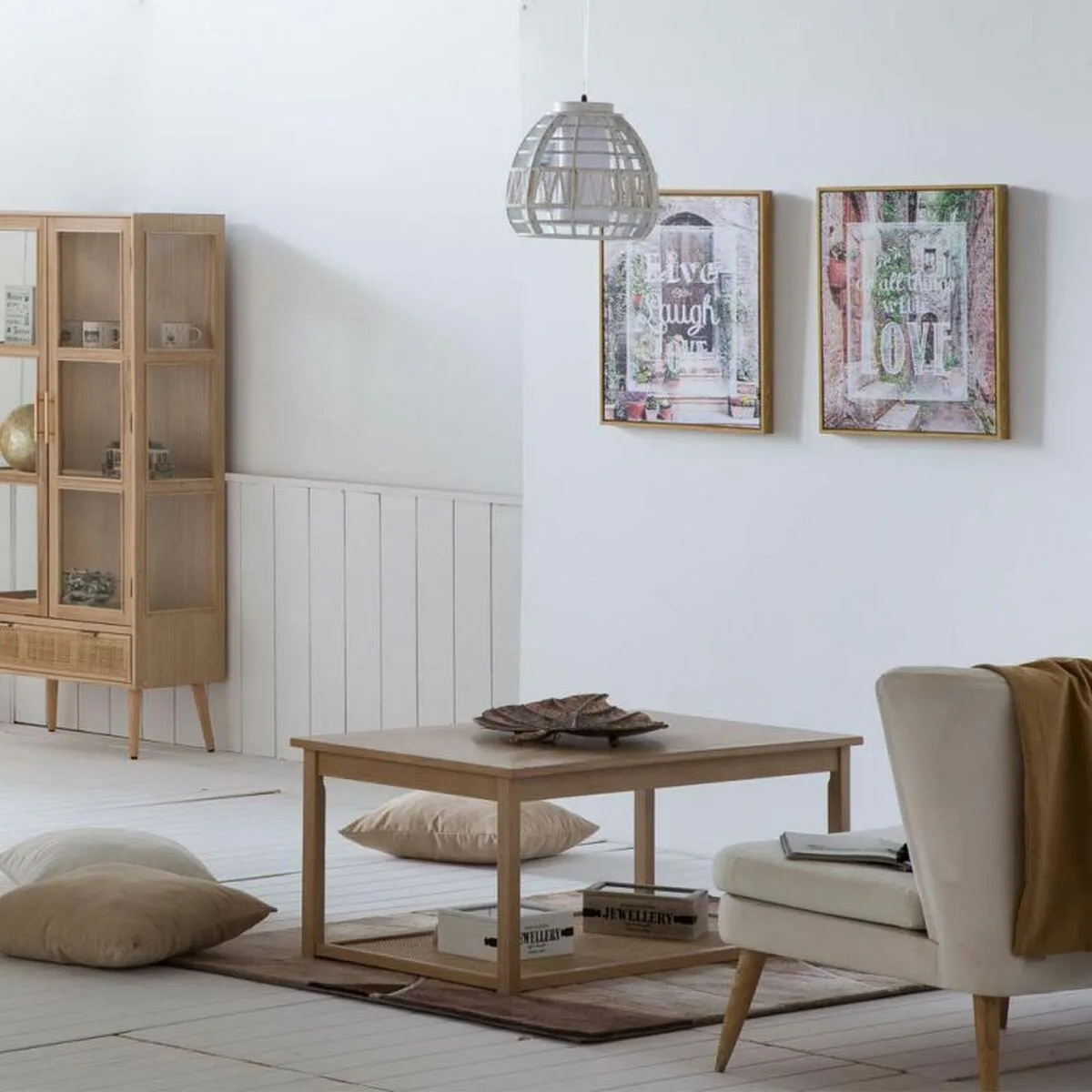 Centre de table alexandra house living dore fer 41 x 5 x 77 cm volet d163097512. Diaytar, c'est le sismographe des tendances : nous captons les vibrations du marché pour vous offrir le meilleur.