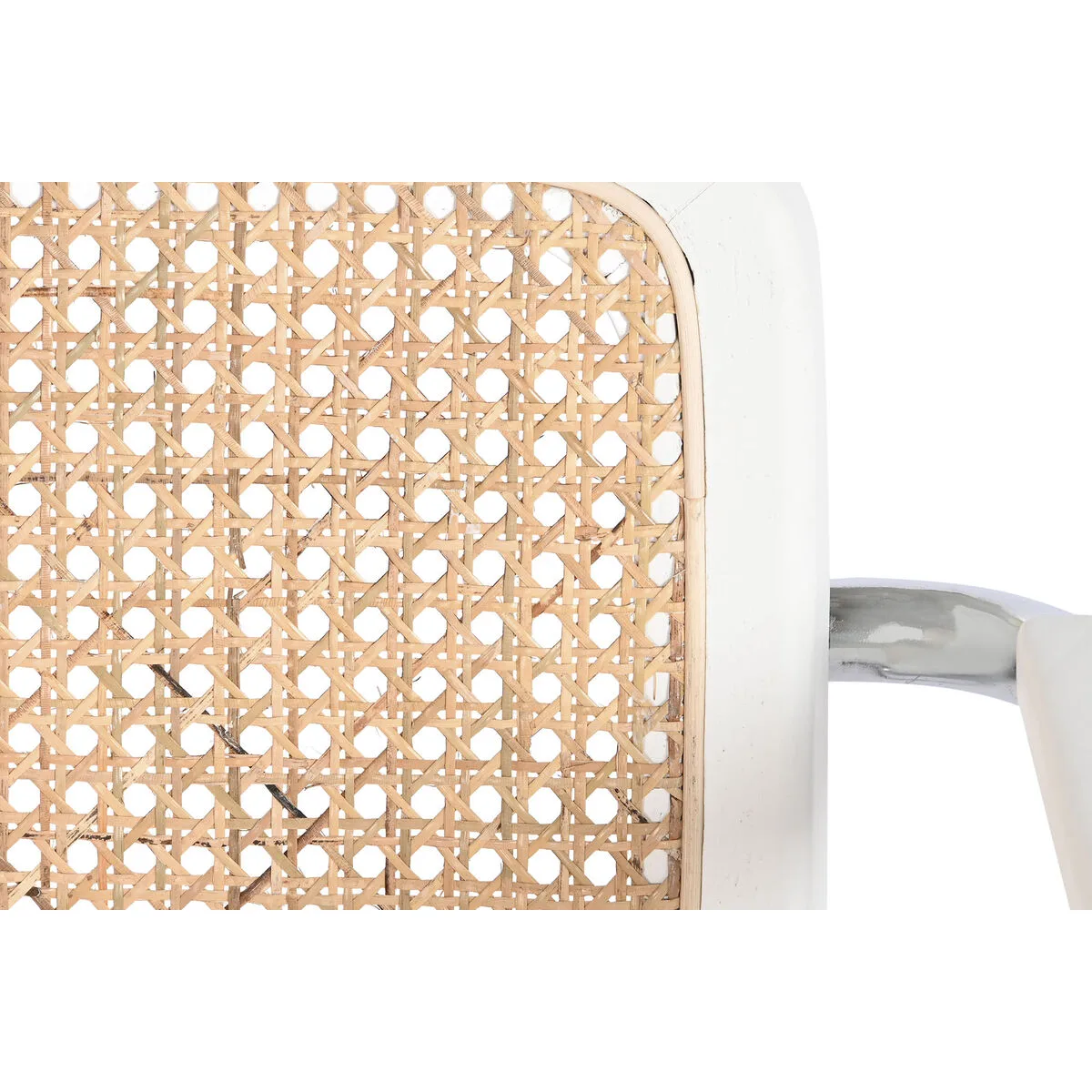 Chaise a accoudoirs dkd home decor blanc argente naturel rotin bois 65 5 x 62 x 79 cm s304414074. Diaytar, une boutique en ligne qui défie les catégories traditionnelles en mêlant produits high-tech, maison et lifestyle avec brio