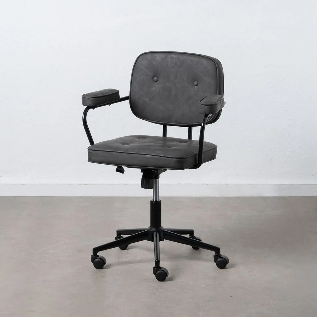 Chaise de bureau 56 x 56 x 92 cm noir s880249748. L'excellence à portée de clic avec la boutique en ligne Diaytar.