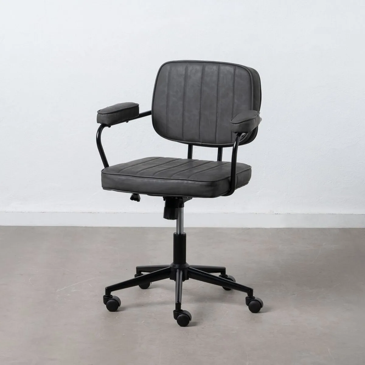 Chaise de bureau 56 x 56 x 92 cm noir s880249943. Diaytar, c'est le résultat de years of market research condensé en une seule plateforme intuitive et généreuse.