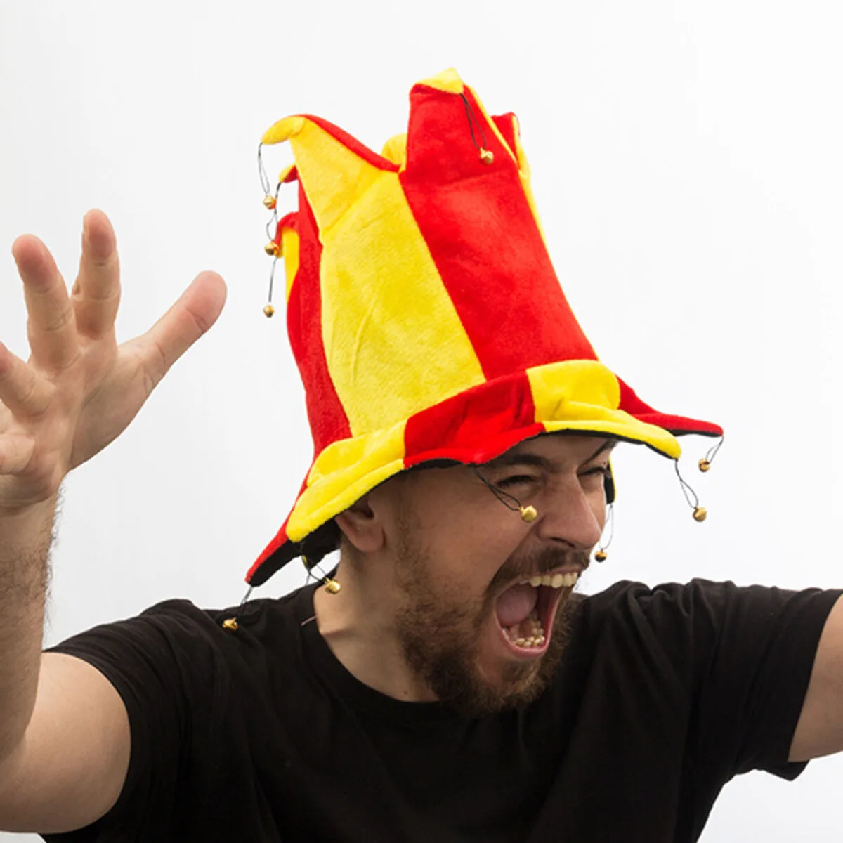Chapeau h250013484. Diaytar, le garde-meuble moderne de toutes vos envies : des produits pour combler tous vos besoins et toutes vos fantasies.