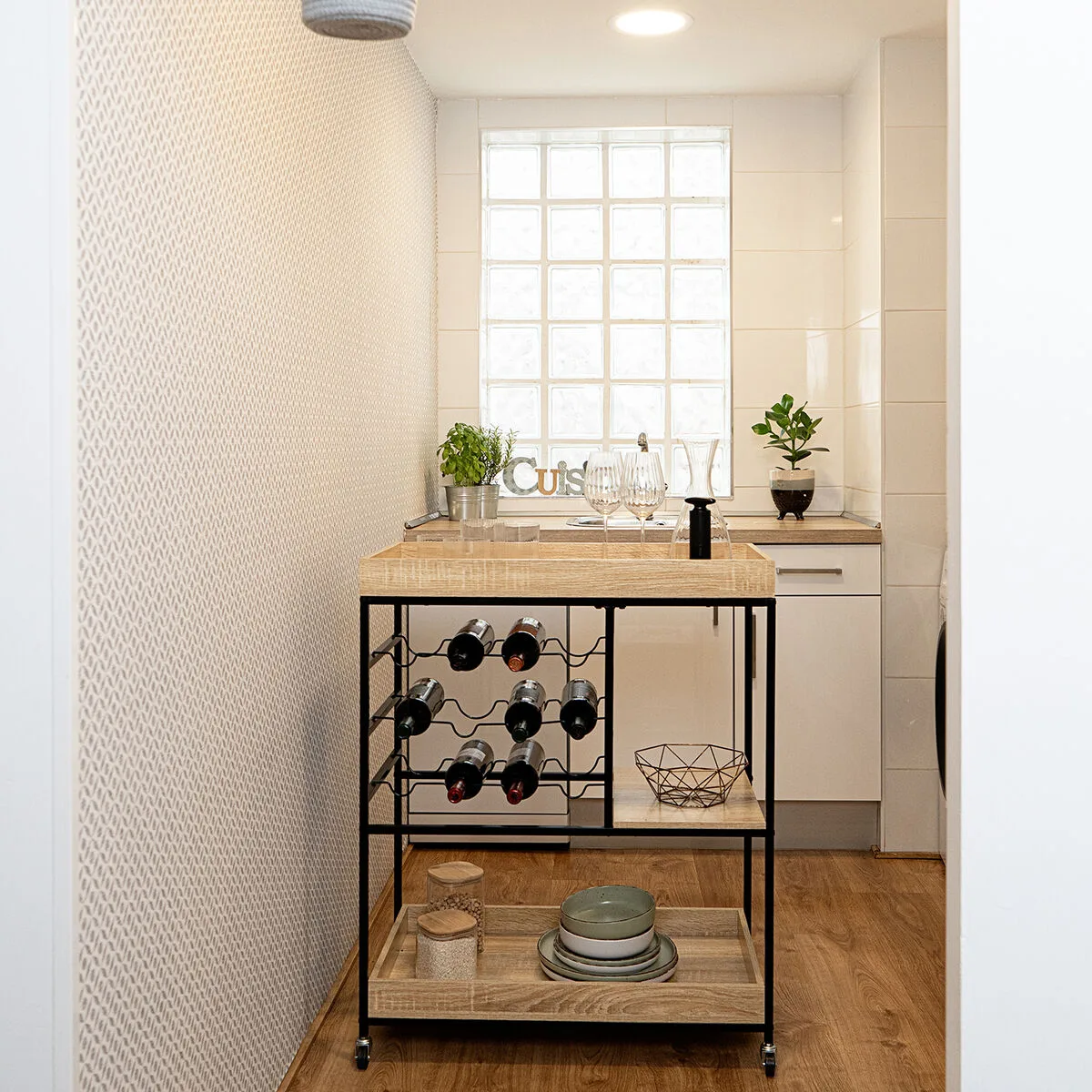 Chariot de service vinthera moa range bouteilles noir metal 75 x 40 x 91 5 cm s271106330. Diaytar, une destination où l'on vient pour un produit précis et où l'on reste pour l'étendue et la qualité de l'offre