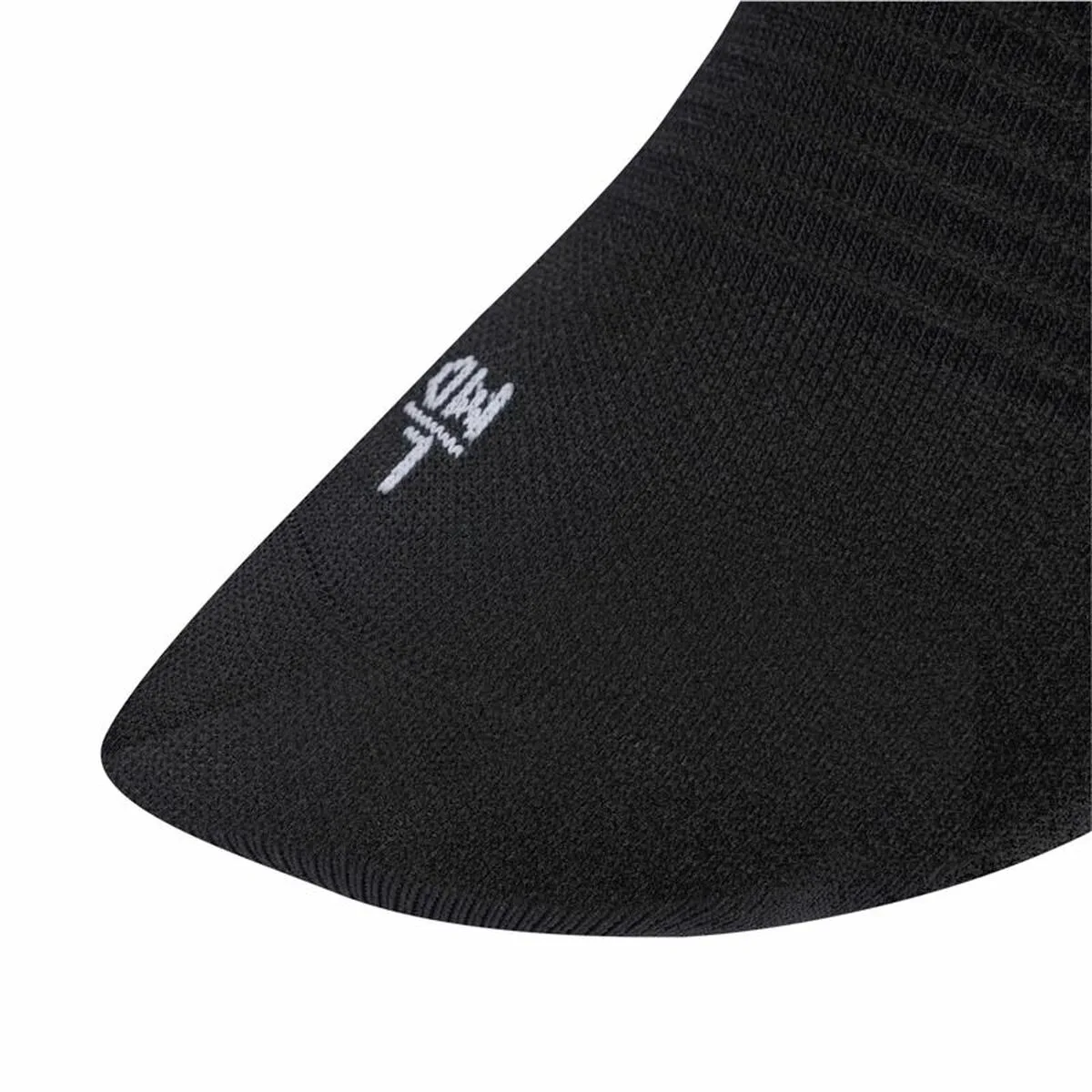 Chaussettes adidas essentials noir s6417510943. Diaytar, le trait d'union entre vos besoins pratiques et vos aspirations esthétiques, à travers une offre généraliste pointue