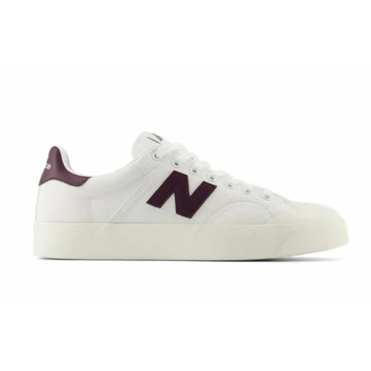 Chaussures casual homme new balance bb100 vta blanc s203445129. Avec Diaytar, redécouvrez le plaisir de l'achat en ligne grâce à une approche humaine des produits et de la curation