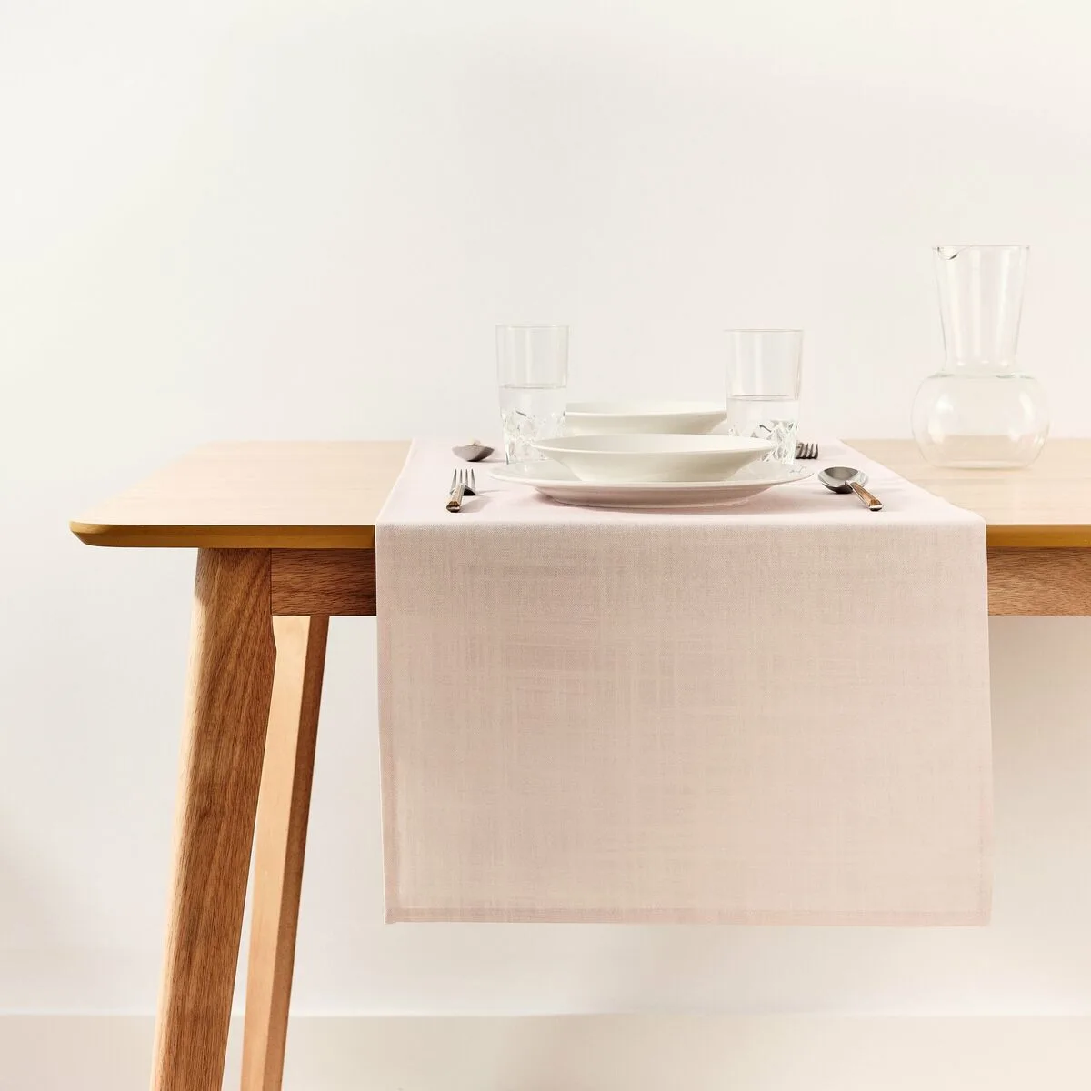 Chemin de table belum liso 45 x 140 cm s980525237. Nous croyons en la magie des objets. Chez Diaytar, chaque produit a le pouvoir de transformer une routine en moment précieux.