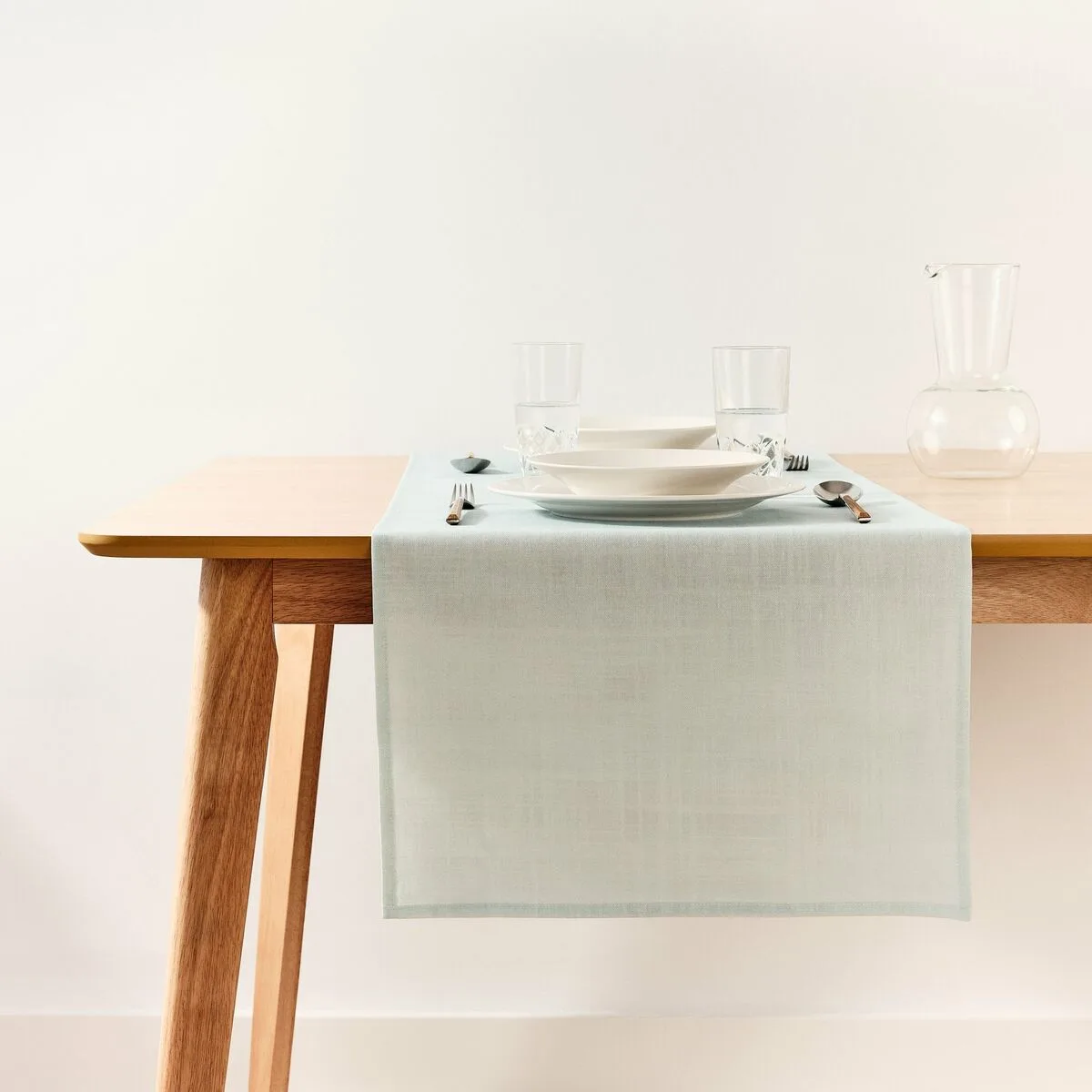 Chemin de table belum liso bleu 45 x 140 cm s980524968. Diaytar, c'est le compagnon des visionnaires, de ceux qui achètent aujourd'hui les produits qui seront incontournables demain.