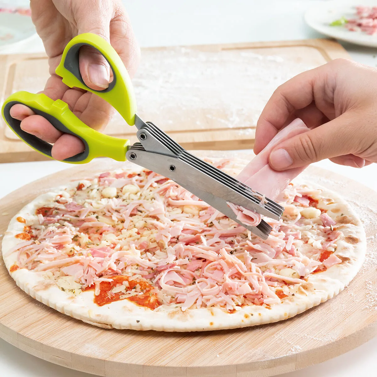 Ciseaux de cuisine multi coupe 5 en 1 fivessor innovagoods v010105613. Élargissez vos horizons avec Diaytar, le hub de tous les produits qui comptent vraiment dans votre vie de tous les jours