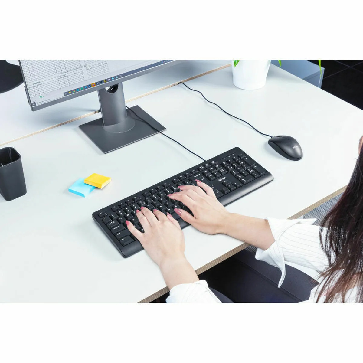Clavier trust tk 150 noir espagnol qwerty s841881778. Bienvenue chez Diaytar, où nous croyons que le meilleur produit est celui qui vous trouve, et non l'inverse.