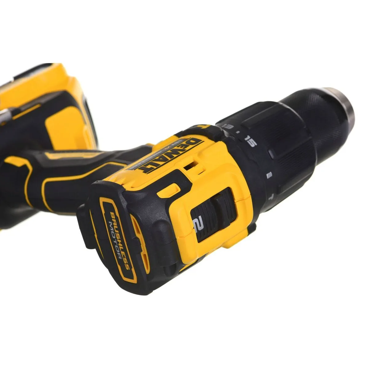 Cle a chocs dewalt dcd709d2t 340 w 18 v s914105962. Votre vie, simplifiée et stylisée par Diaytar et sa collection de produits essentiels et innovants