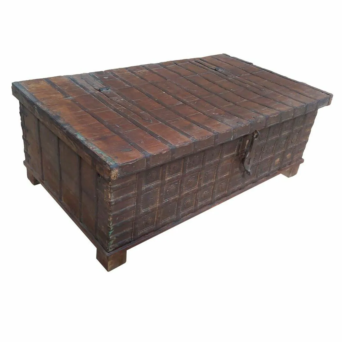Coffre alexandra house living bois recycle d163177877. Diaytar, c'est l'assurance de produits qui durent, tant dans leur construction que dans leur style intemporel.