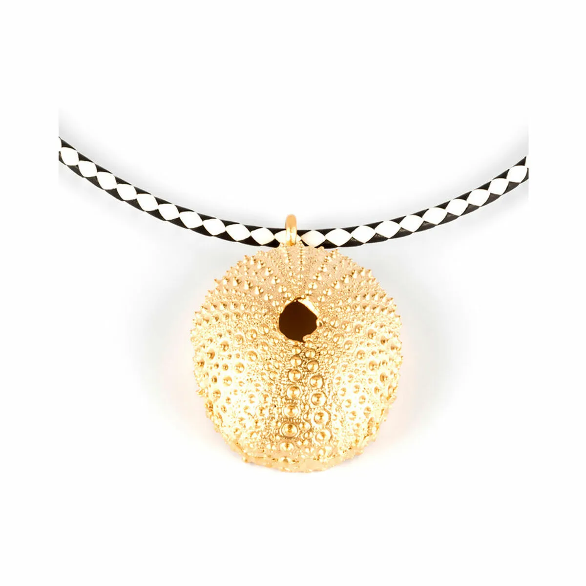 Collier femme shabama trenc luxe laiton trempe en flash dore cuir 38 cm s0511580385. Diaytar défend une idée forte : le shopping en ligne doit être une aventure qui éveille la curiosité et comble les besoins