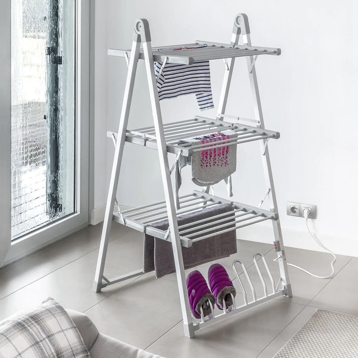 Corde a linge electrique pliante verayer innovagoods 30 barres v010046741. Diaytar : Le curateur de votre quotidien. Des produits soigneusement choisis pour leur originalité et leur utilité