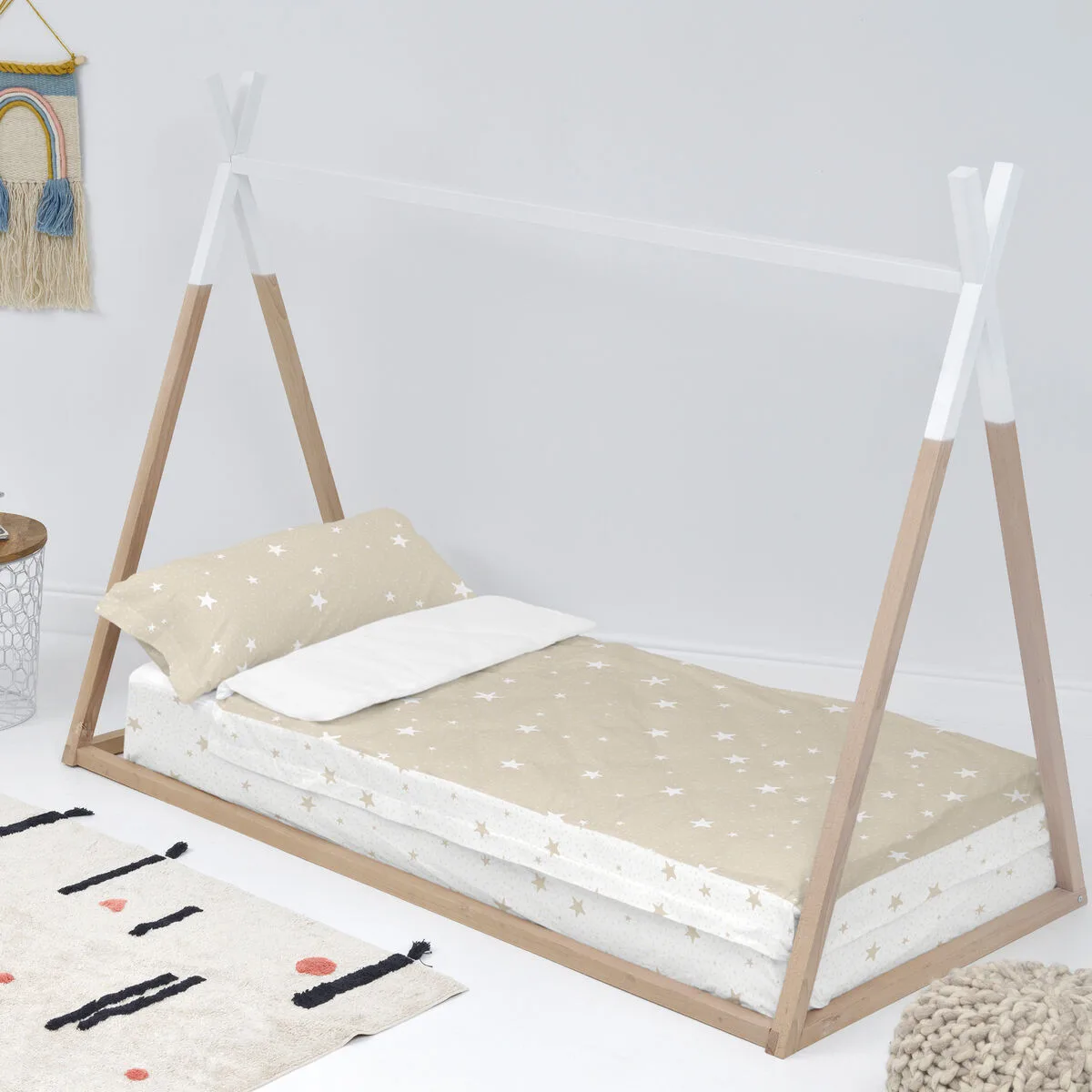 Couette rembourree happyfriday basic little star beige 105 x 200 cm d161172585. L'aventure Diaytar commence ici : parcourez un catalogue généraliste unique où la surprise et la qualité sont au rendez-vous