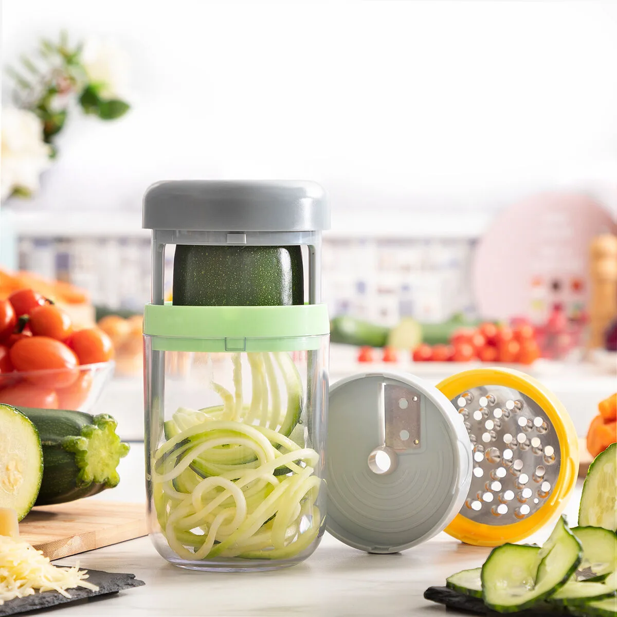 Coupe legumes en spirale et rape a legumes avec recettes vigizer innovagoods v010368224. Nous sommes les storytellers du produit ordinaire devenu extraordinaire. Bienvenue dans le récit Diaytar.