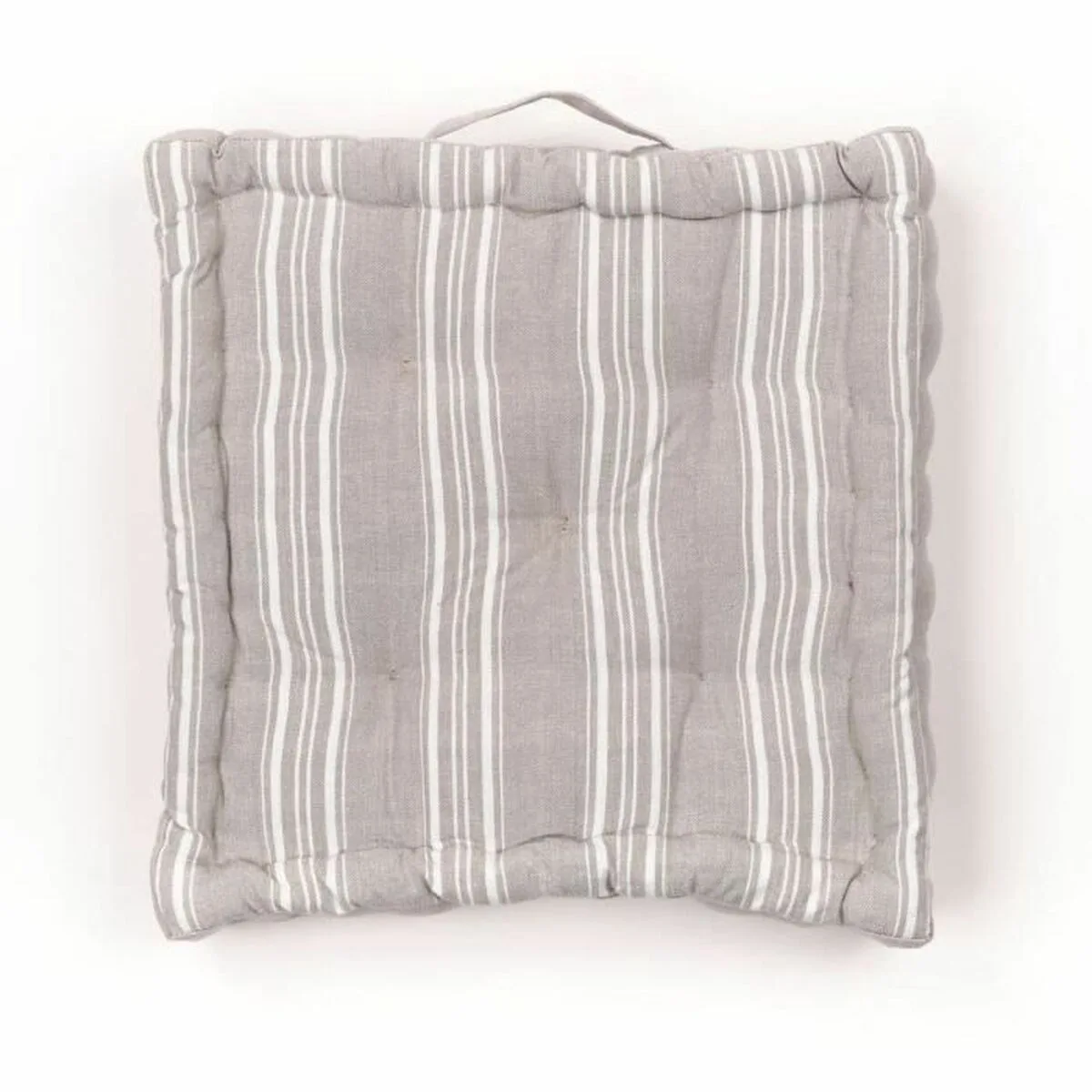 Coussin de sol today 40 x 40 x 10 cm s7101805032. Diaytar s'adresse aux esprits modernes en quête de produits qui allient performance technologique et design épuré