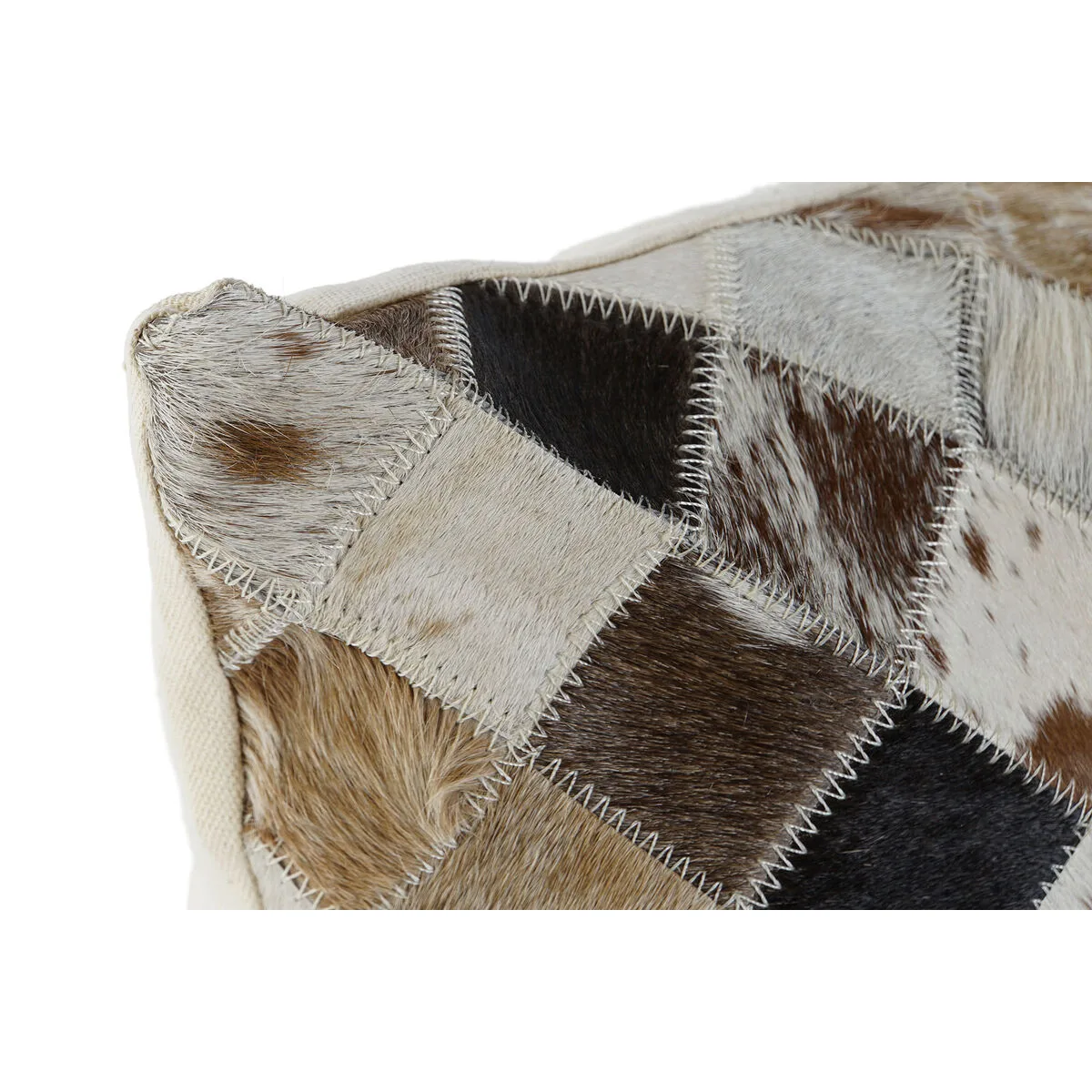 Coussin dkd home decor beige camel colonial 40 x 10 x 40 cm s306033858. L'ADN de Diaytar : un mélange éclectique et raffiné de produits qui parle aussi bien aux geeks qu'aux esthètes