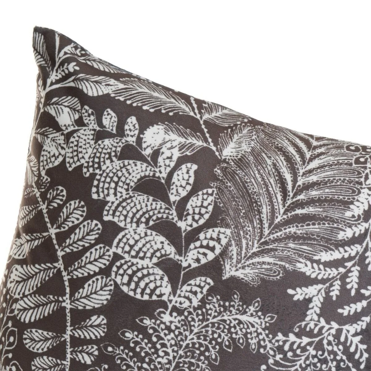 Coussin eden blanc gris fonce imprime velours 45 x 8 x 45 cm s880873083. La qualité Diaytar : un engagement, une promesse, une satisfaction garantie.