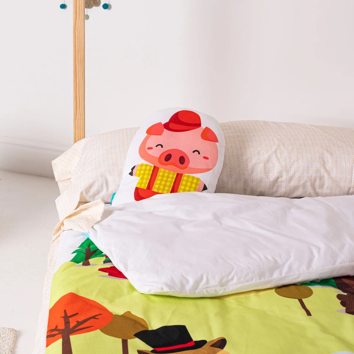 Coussin happyfriday mr fox multicouleur cochon 40 x 30 cm d161425252. Diaytar, le garde-meuble moderne de toutes vos envies : des produits pour combler tous vos besoins et toutes vos fantasies.