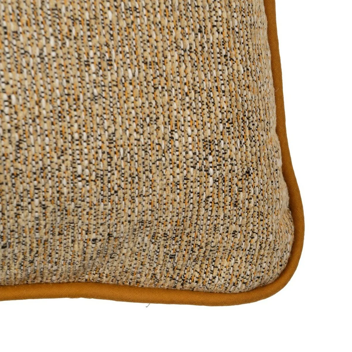 Coussin ocre s880794222. Diaytar a bâti sa réputation sur un mélange parfait entre produits technologiques innovants et articles généraux de qualité supérieure