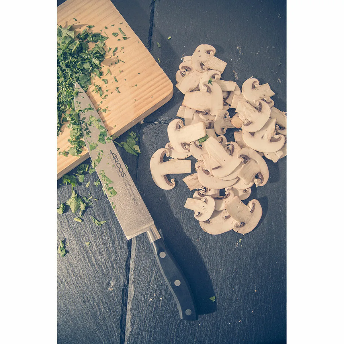 Couteau de cuisine arcos serie riviera noir acier 20 cm s792920784. Diaytar, c'est l'évidence : une plateforme simple, des produits beaux, une expérience fluide. Le trio gagnant.
