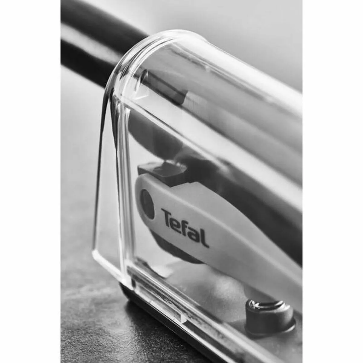 Couteau de cuisine tefal k25690 16 5 cm s042971958. Diaytar pense global, shoppe local : une plateforme généraliste avec une approche curated pour un public international
