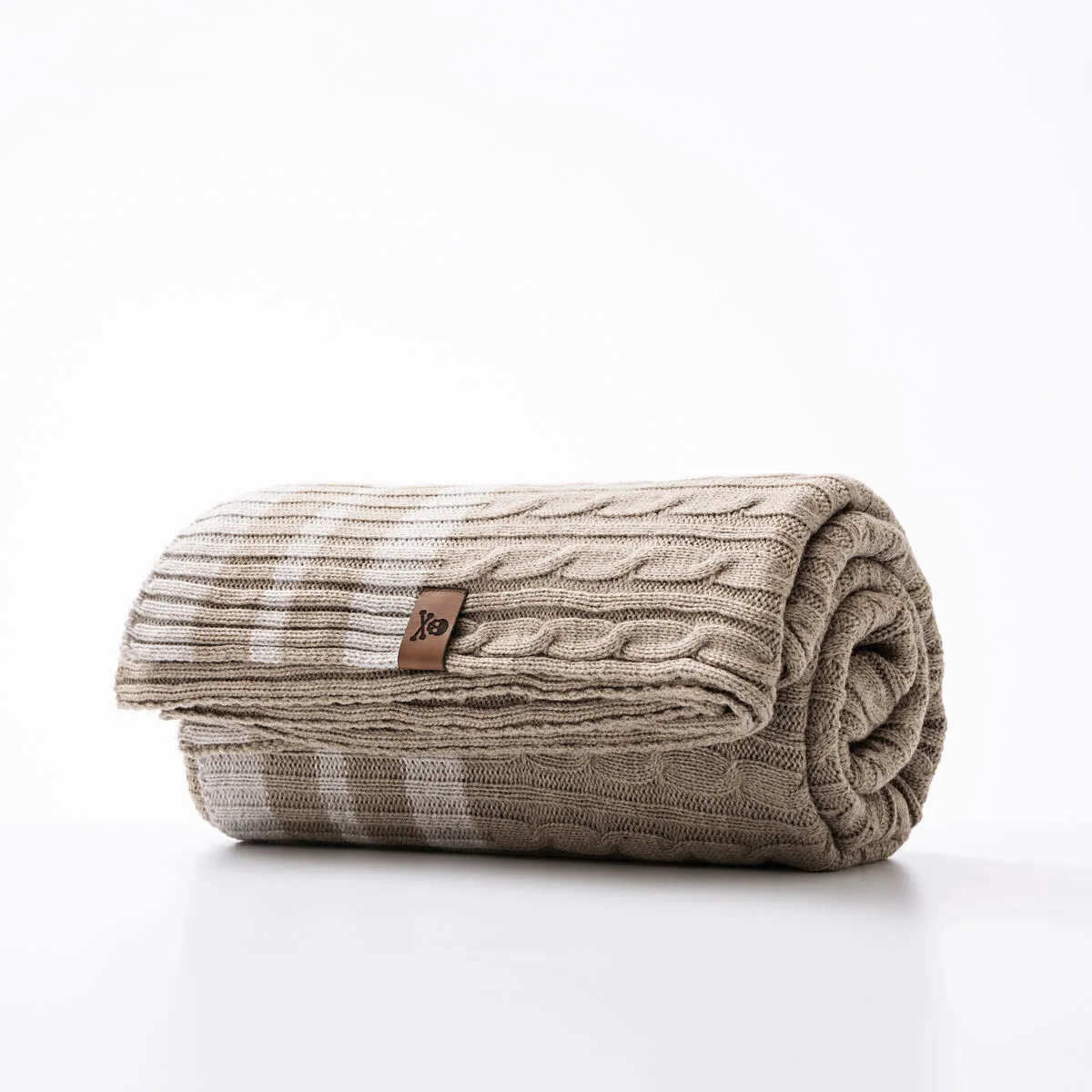 Couverture scalpers sc 0040 marron beige 140 x 190 cm s500235654. Bienvenue sur Diaytar, l'endroit où les produits ne sont pas juste achetés, mais sont adoptés pour la vie.