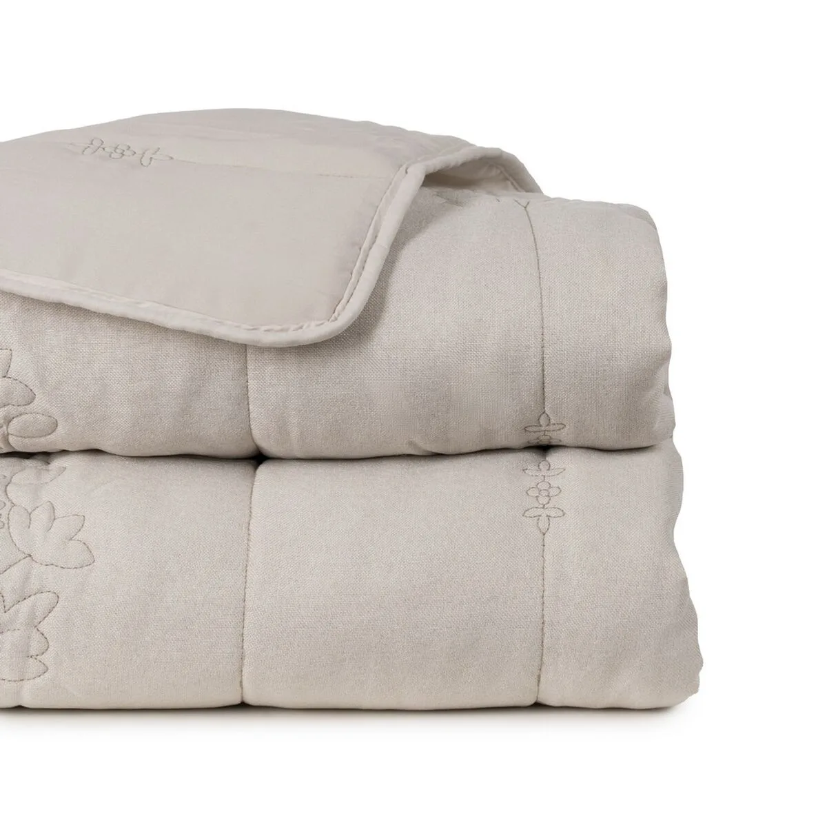 Couvre lit beige 240 x 1 x 260 cm s880834080. Chez Diaytar, nous fusionnons l'utile à l'agréable avec une gamme complète de produits soigneusement choisis pour leur design et leur fonctionnalité