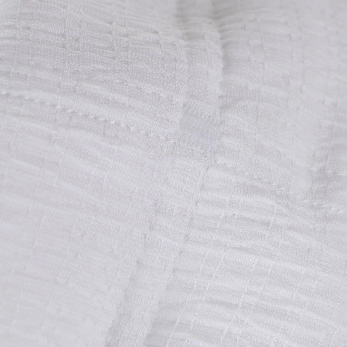 Couvre lit blanc 270 x 280 x 1 cm s880777852. L'aventure Diaytar, c'est celle d'une équipe passionnée qui déniche pour vous les perles rares du marché généraliste