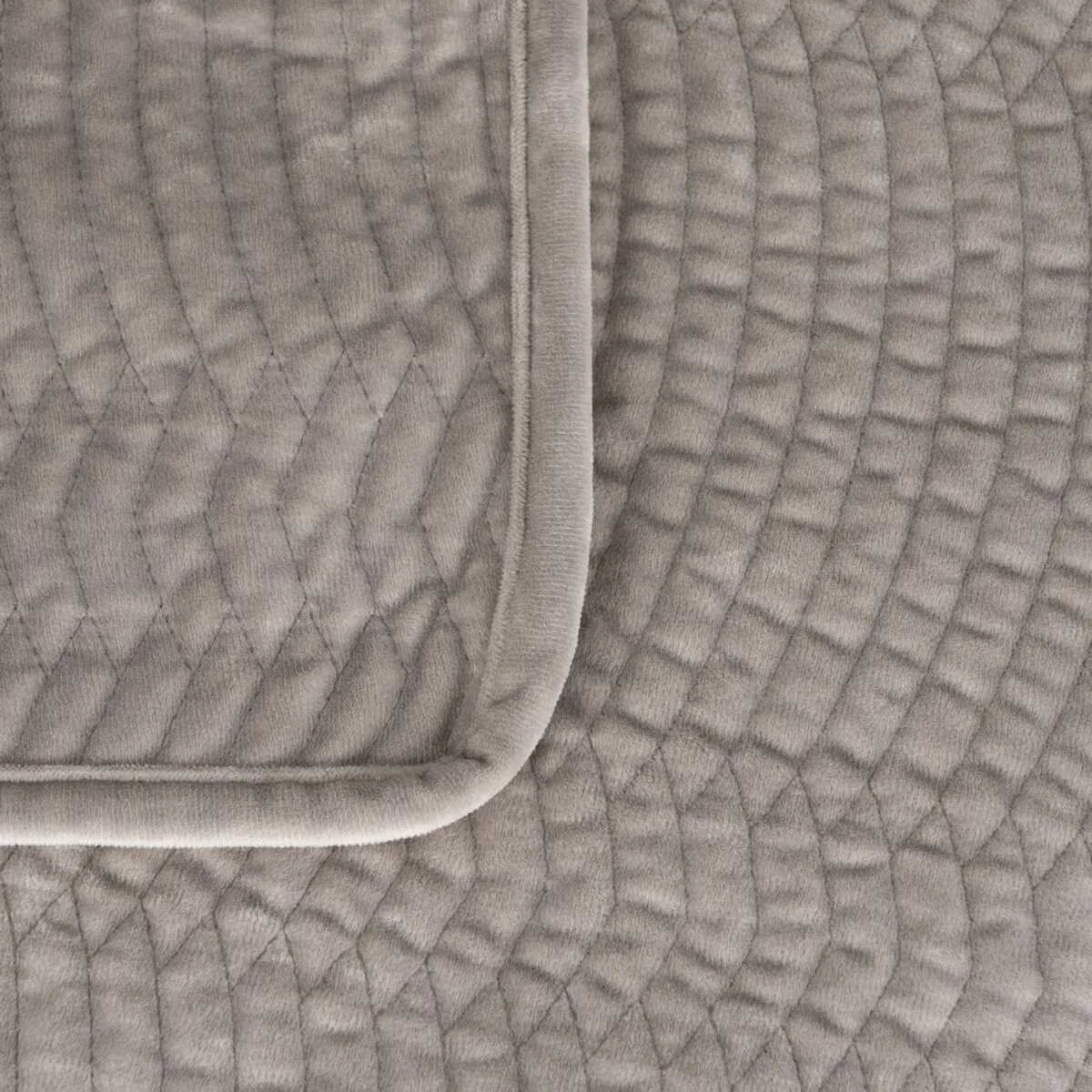 Couvre lit gris 230 x 1 x 260 cm s880839081. Bienvenue chez Diaytar, où nous croyons que le meilleur produit est celui qui vous trouve, et non l'inverse.