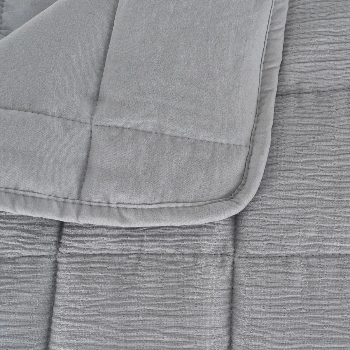 Couvre lit gris 230 x 280 x 1 cm s880778569. Diaytar, c'est l'assurance de découvrir des produits que vous ne trouverez nulle part ailleurs, tous domaines confondus