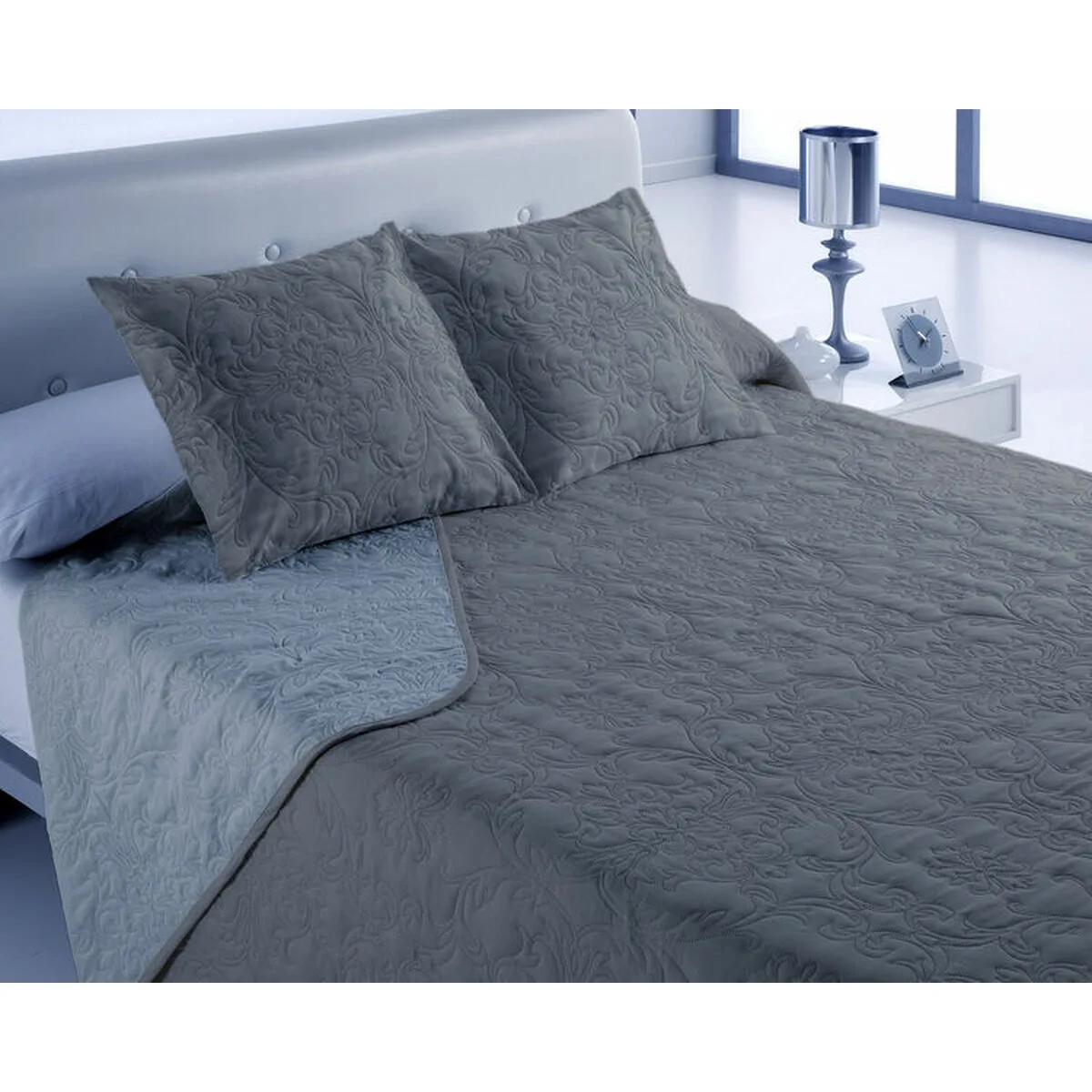 Couvre lit hosteline vegas gris perle lit king size 3 pieces d210031222. La promesse Diaytar : une sélection rigoureuse de produits généraux où la tendance et la durabilité vont de pair