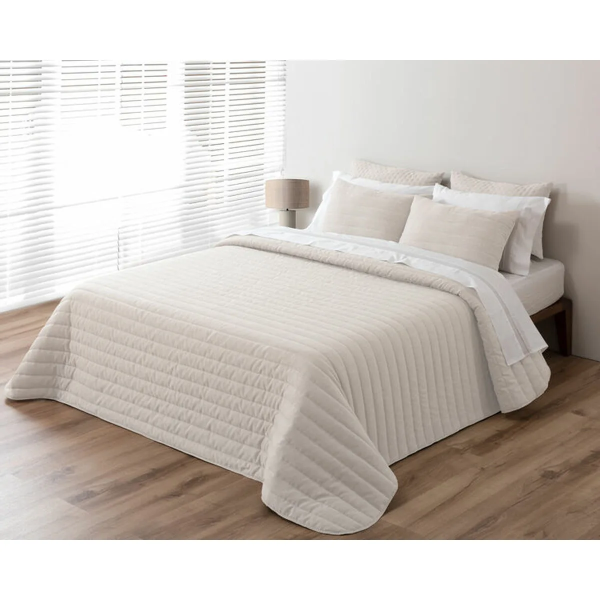 Couvre lit pierre cardin lino beige gran lit 2 persones d210347084. Diaytar, c'est le hub où se connectent les créateurs de produits géniaux et les clients qui les attendaient sans le savoir.