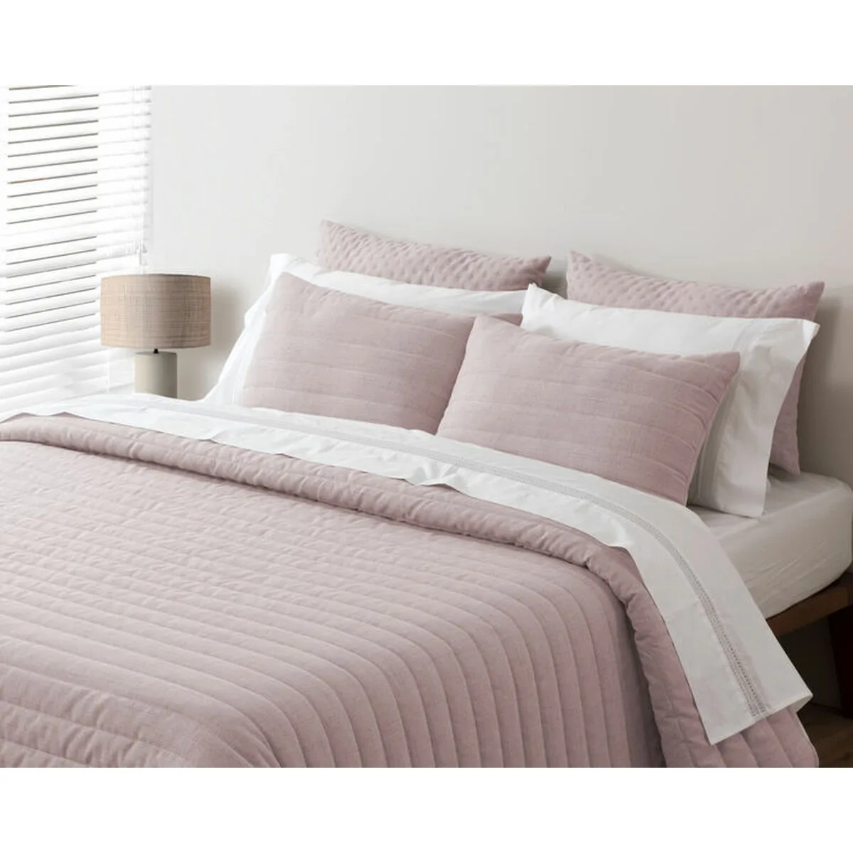 Couvre lit pierre cardin lino gran lit 2 persones d210347159. Nous croyons en la magie des objets. Chez Diaytar, chaque produit a le pouvoir de transformer une routine en moment précieux.