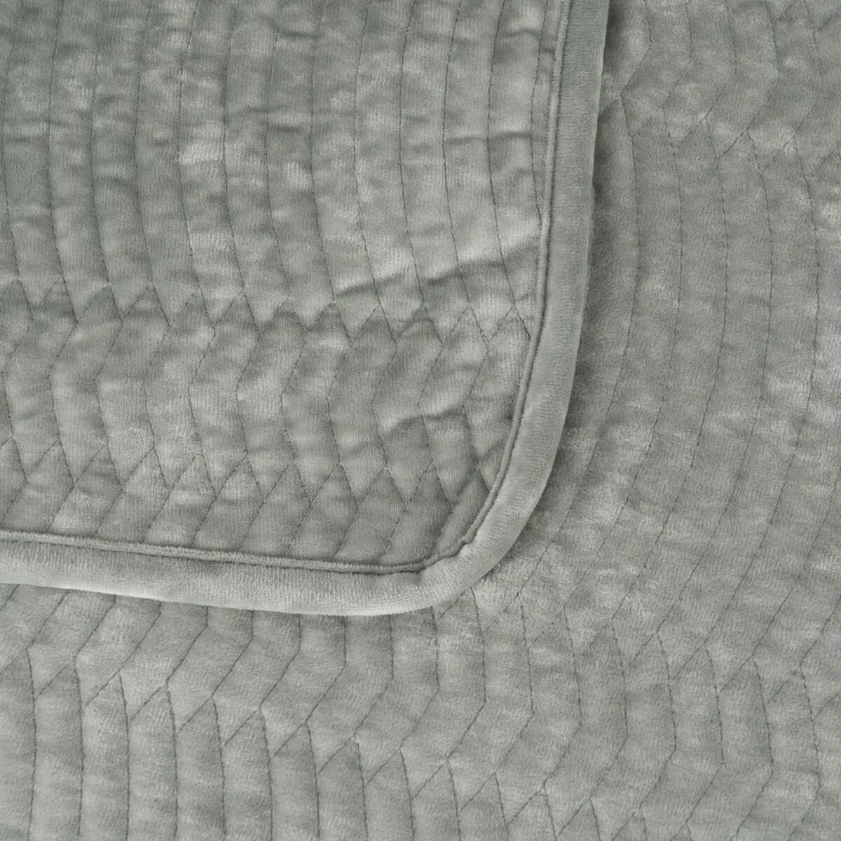 Couvre lit vert 230 x 1 x 260 cm s880843377. Laissez-vous guider par Diaytar à travers la jungle des produits pour dénicher ceux qui méritent vraiment votre attention