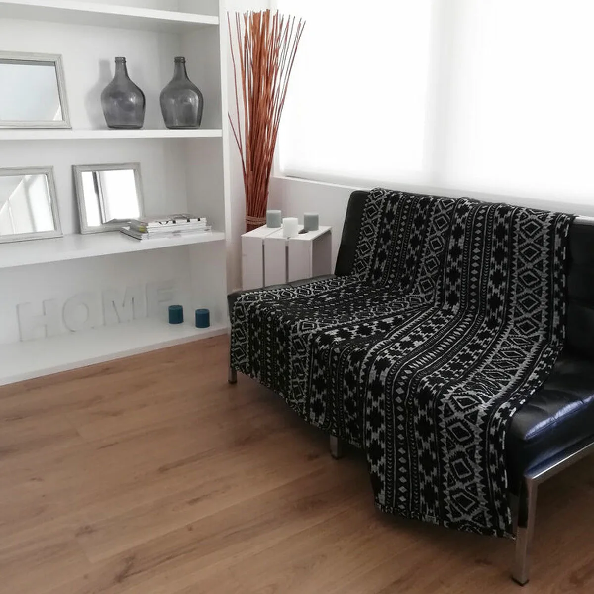 Couvre lits hosteline safari noir 130 x 170 cm d210106764. Diaytar a fait le pari de la transparence : nous vous disons tout sur l'origine et la conception de nos produits.