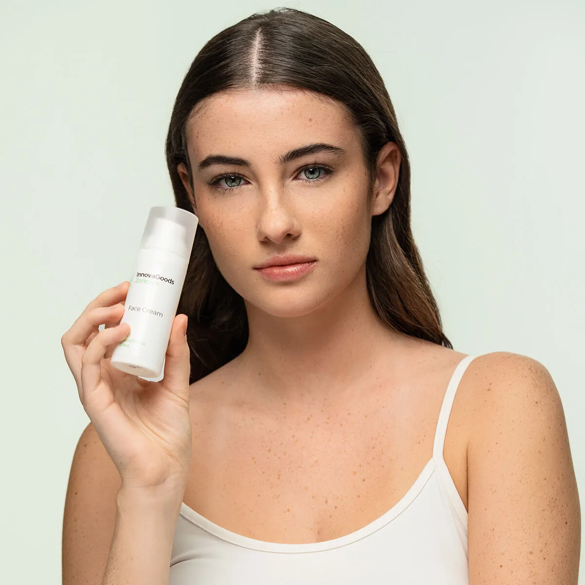 Creme hydratante pour le visage cbd zencare innovagoods 50 ml v010374185. Diaytar, le nom qui garantit que chaque produit, du plus technologique au plus basique, a été choisi avec goût et exigence