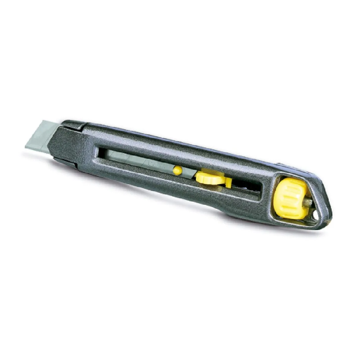 Cutter stanley 18 mm s650042972. Notre mantra chez Diaytar : un produit, un sourire. Nous mesurons notre succès à votre satisfaction instantanée.