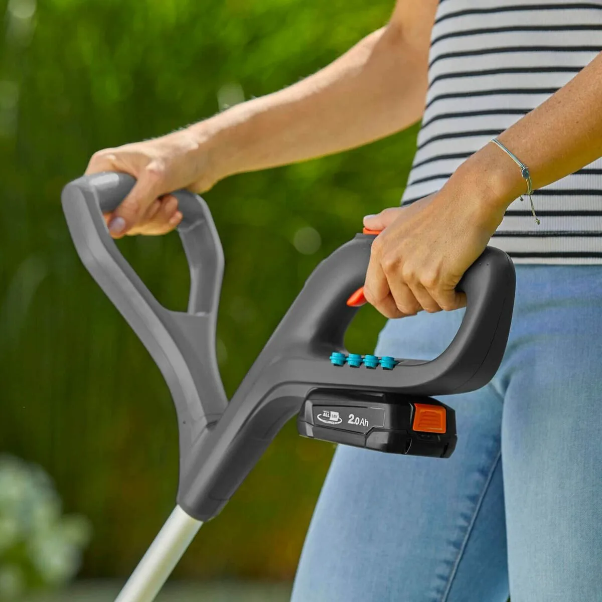 Debroussailleuse multifonction gardena 14702 55 s718942217. Diaytar, c'est la certitude de dénicher la perle rare, qu'il s'agisse d'un produit électronique de pointe ou d'un accessoire tendance