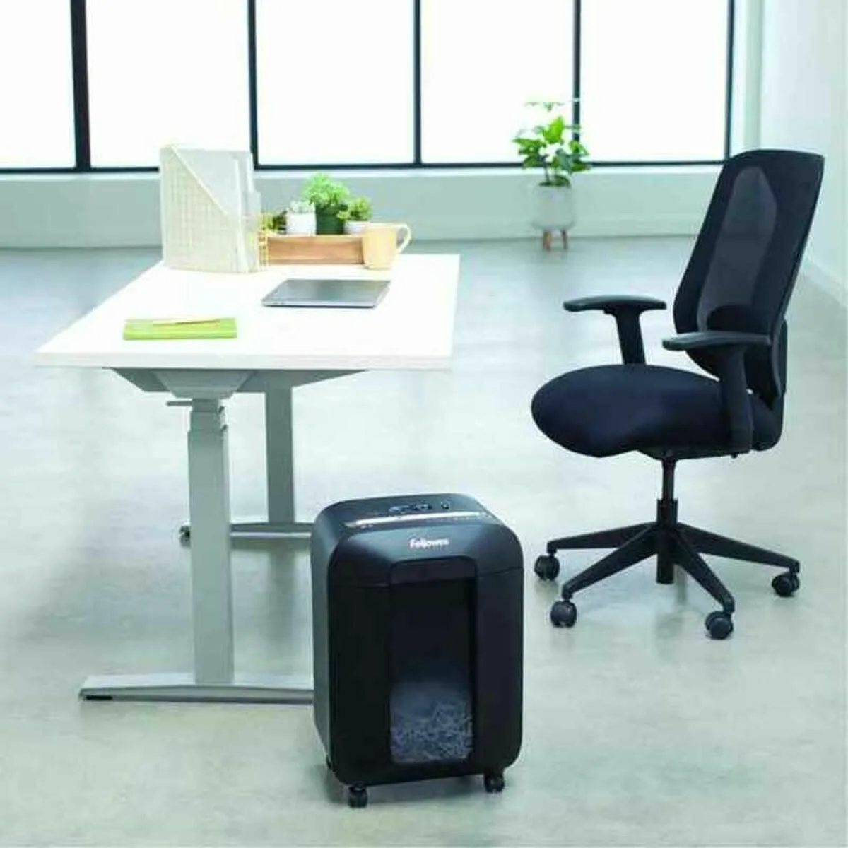 Dechiqueteuse de papier coupe fine fellowes lx85 19 l 12 volets 4 x 40 mm noir s913429714. Diaytar, c'est le cercle vertueux : des produits de qualité qui améliorent votre vie, qui vous rendent heureux, alors vous revenez.