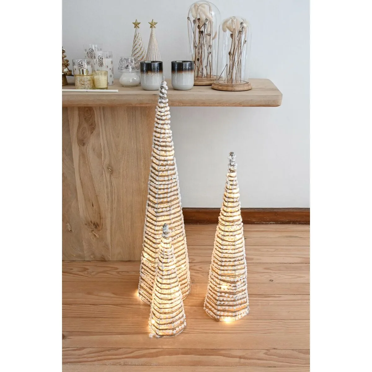 Decorations de noel dkd home decor blanc dore naturel 20 x 20 x 80 cm 3 pieces s305227999. Diaytar, c'est le cocktail parfait entre l'esprit start-up et l'expertise d'un grand commerçant généraliste.