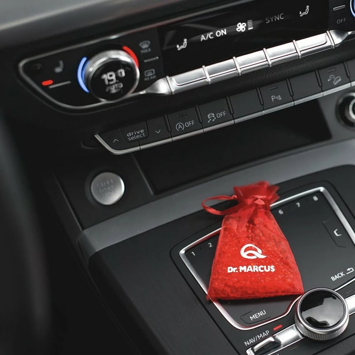 Desodorisant pour voiture dr marcus fresh bag fruits rouges parfum pochette s3711736097. Diaytar mise sur la richesse de son catalogue pour s'imposer comme le leader du shopping généraliste en ligne de qualité