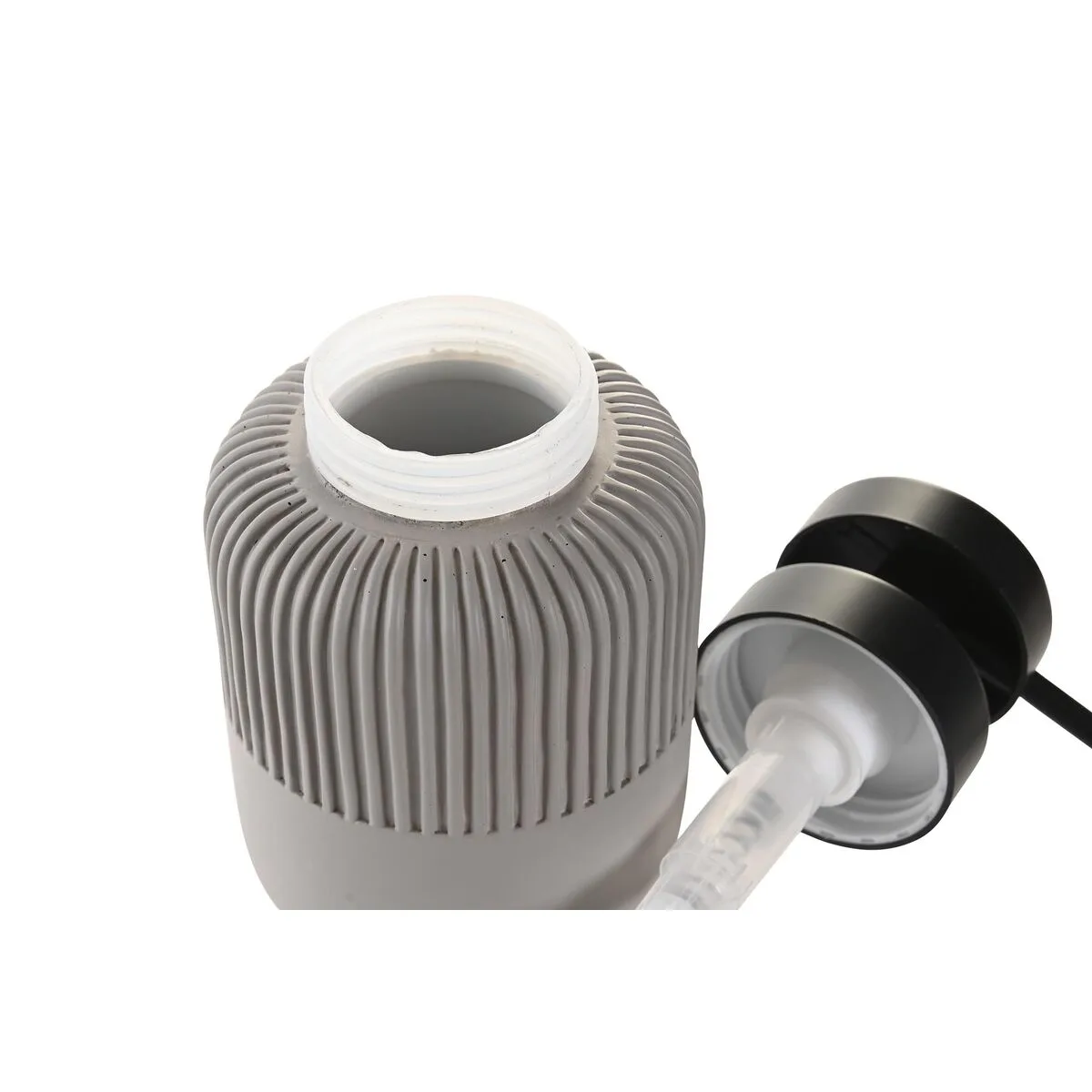 Distributeur de savon dkd home decor 7 x 7 x 15 cm gris ciment polypropylene s304099936. Diaytar, le trait d'union entre vos besoins pratiques et vos aspirations esthétiques, à travers une offre généraliste pointue