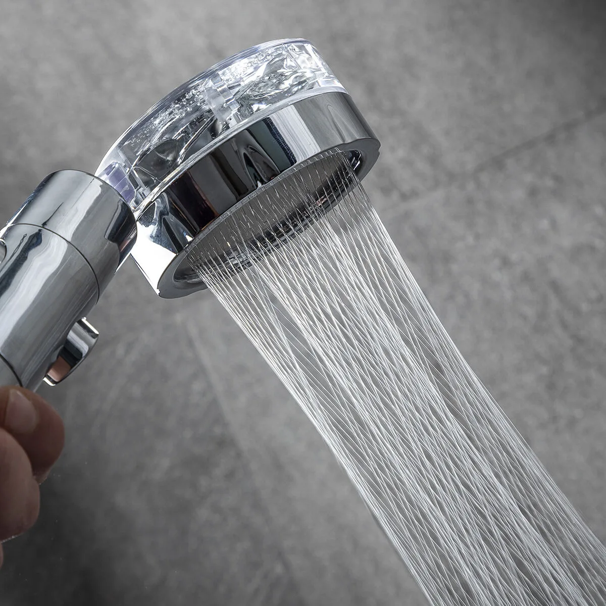 Douche ecologique avec helice a pression et filtre purificateur heliwer innovagoods v010352324. Diaytar : Votre portail vers un monde de produits où la frontière entre l'essentiel et le superflu devient délicieusement floue