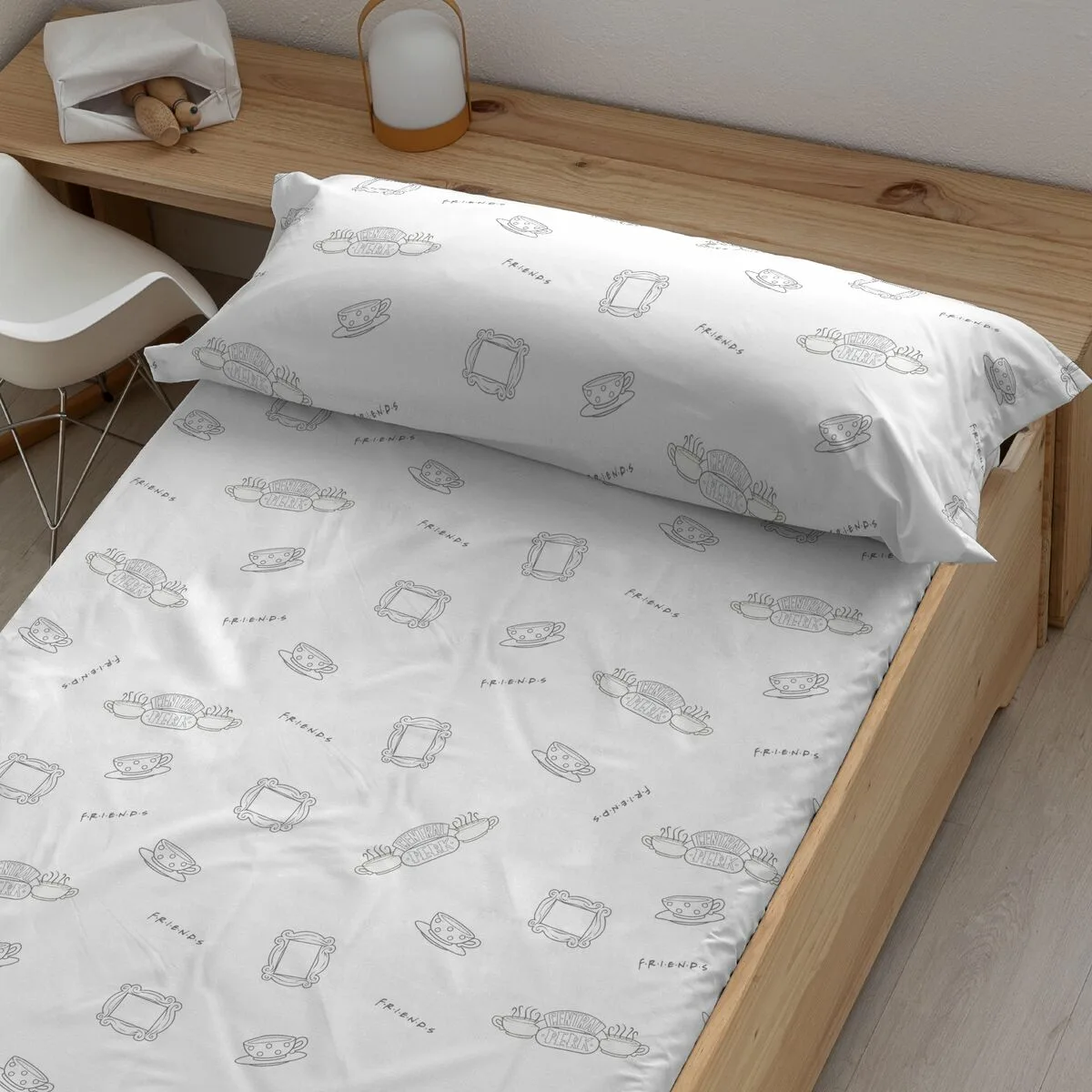Drap housse friends multicouleur lit 1 persone s980001428. Diaytar a été conçu pour ceux qui voient le shopping en ligne comme une source d'inspiration et de solutions pratiques